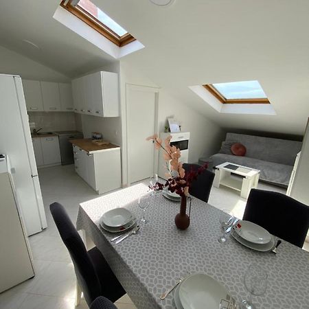 Apartman Paulo Porec Bagian luar foto