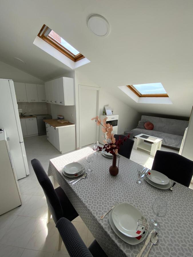 Apartman Paulo Porec Bagian luar foto